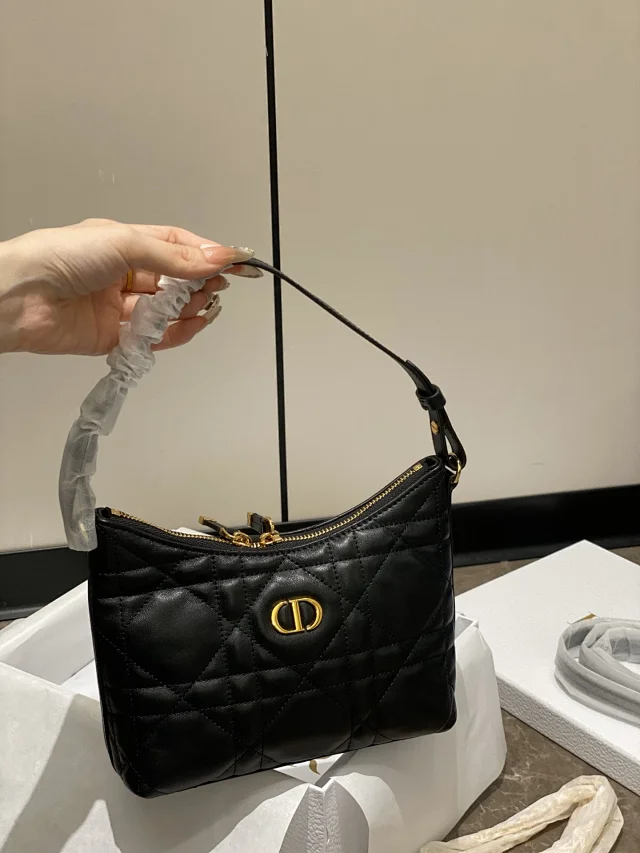Dior Miss Caro Mini Bag in black Macrocannage lambskin