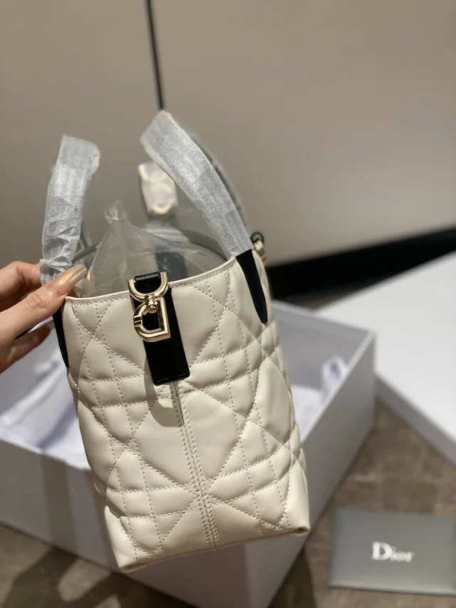 Dior Toujours bag in Macrocannage calfskin.