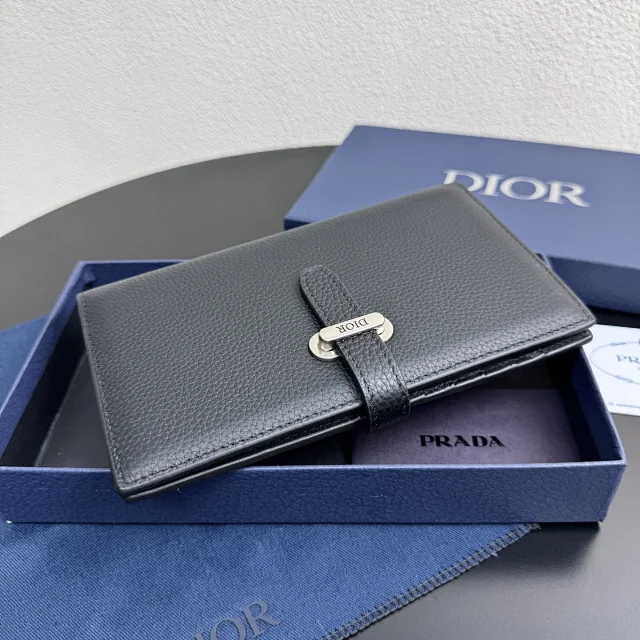 Dior Normandie Vertical Bifold Wallet in black Dior Icons calfskin