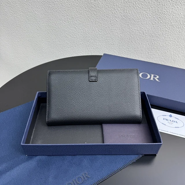 Dior Normandie Vertical Bifold Wallet in black Dior Icons calfskin