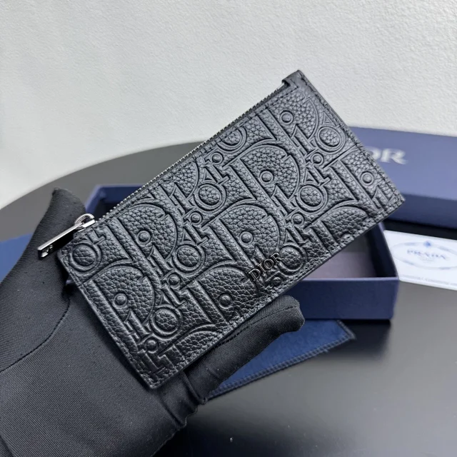 Dior Vertical Bifold Wallet in Dior Gravity leather with the Dior Oblique jacquard canvas