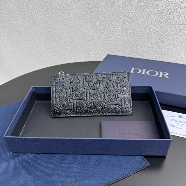 Dior Vertical Bifold Wallet in Dior Gravity leather with the Dior Oblique jacquard canvas