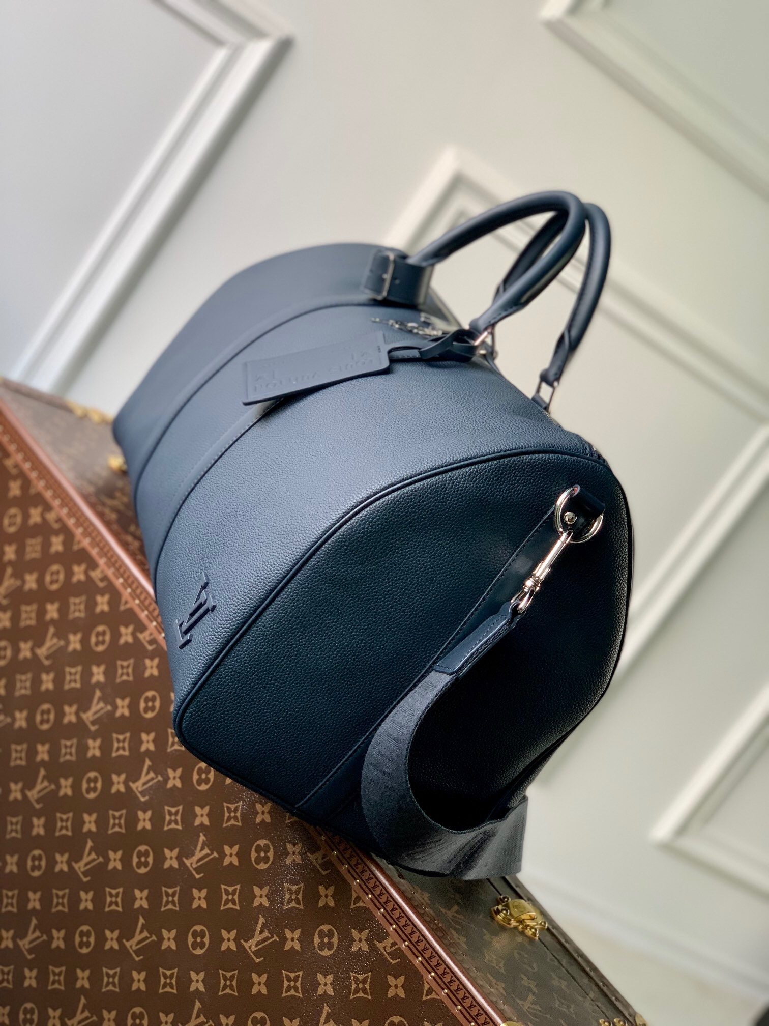 LV Damier Keepall Bandoulire Navy Blue Duffle Bag
