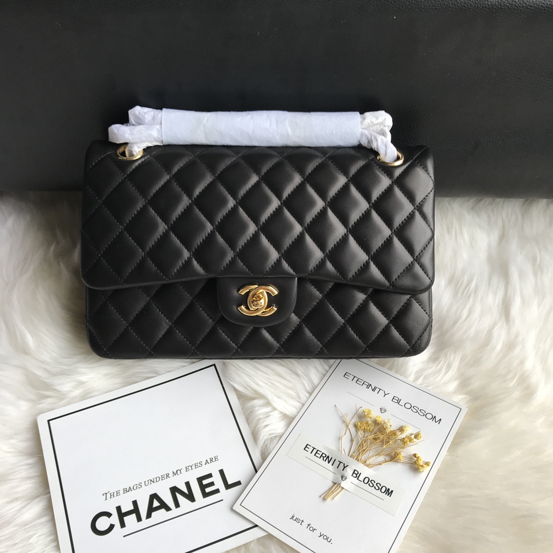 Chanel Classic Flap Bag black on chain with hold hardware