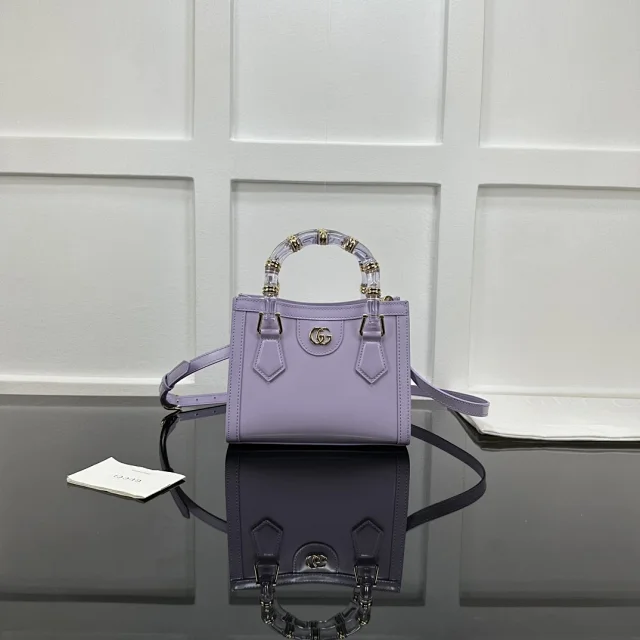 Gucci Diana small tote bag with a bamboo handle and a detachable shoulder strap