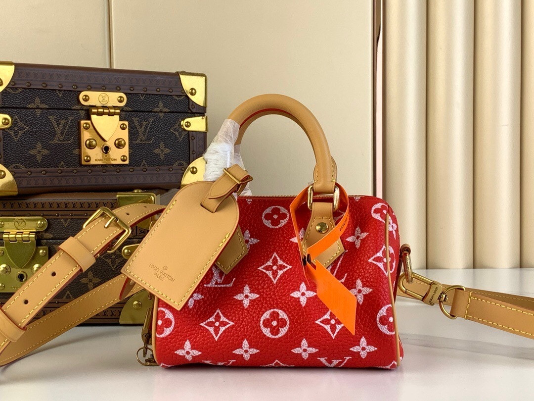 LV Speedy P9 Bandouliere bag in red leather with a Monogram print