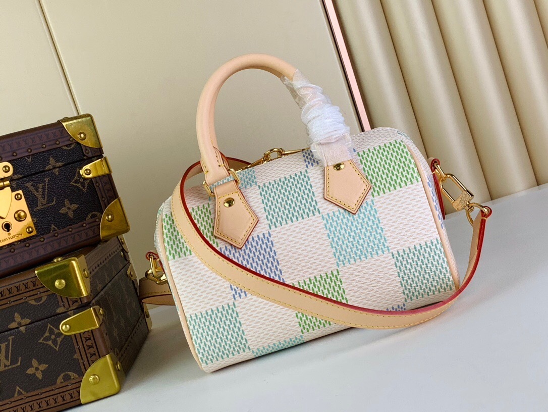 LV Bandoulière 20 Handbag