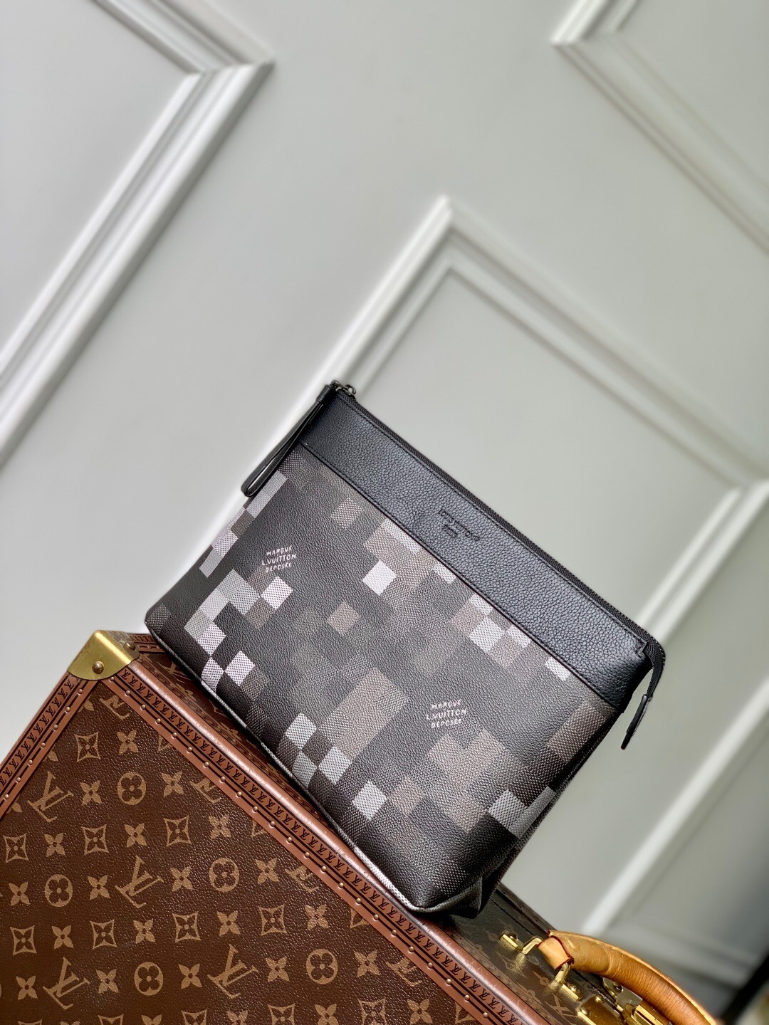 LV x TM Lisa Wallet Monogram Empreinte Leather - Wallet