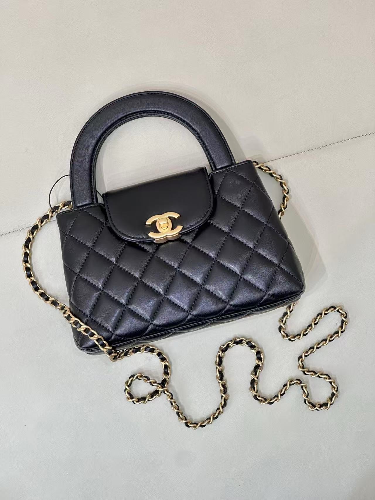 Chanel Mini Kelly shopper bag Black 19cm