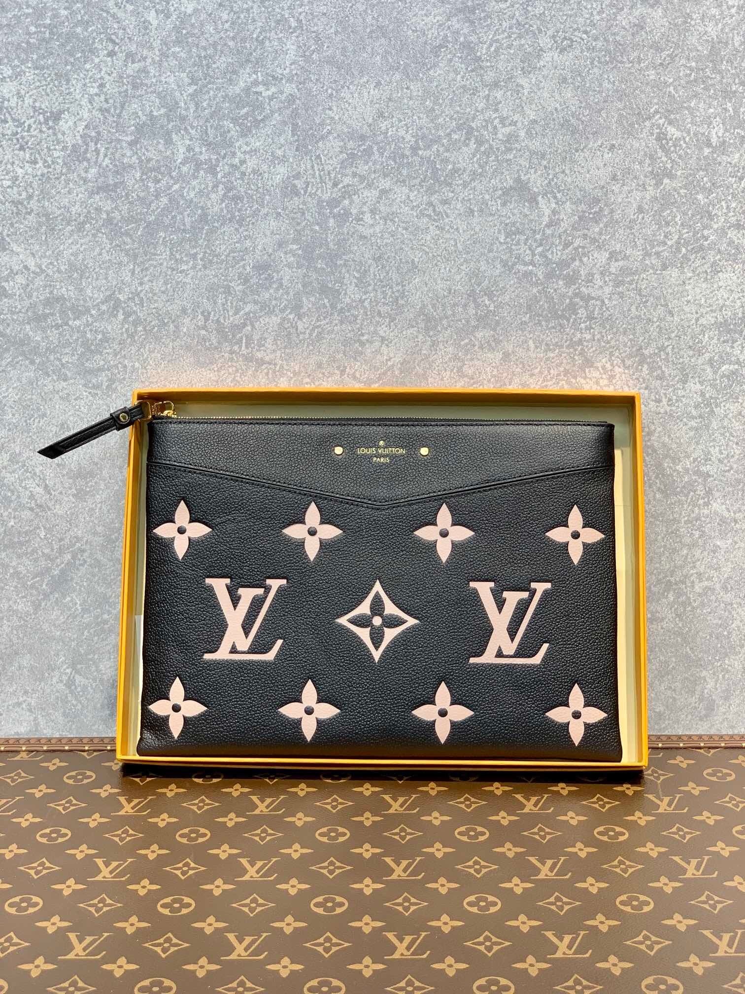 LV Daily Pouch in Monogram Empreinte leather