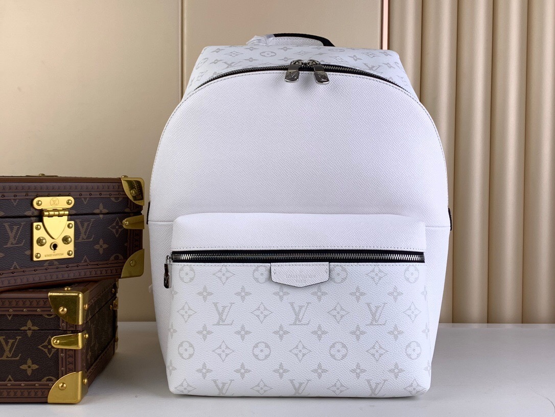 LV Taigarama Discovery Backpack PM in white