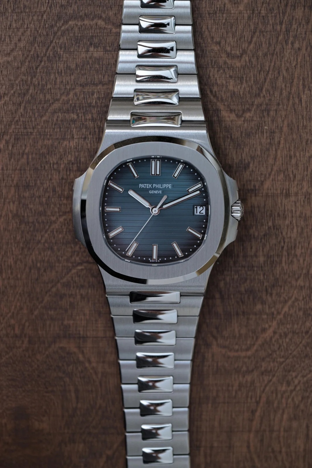 PP0529C - Nautilus Jumbo 5711 SS/SS Blue/Stk DDF DD330 $578