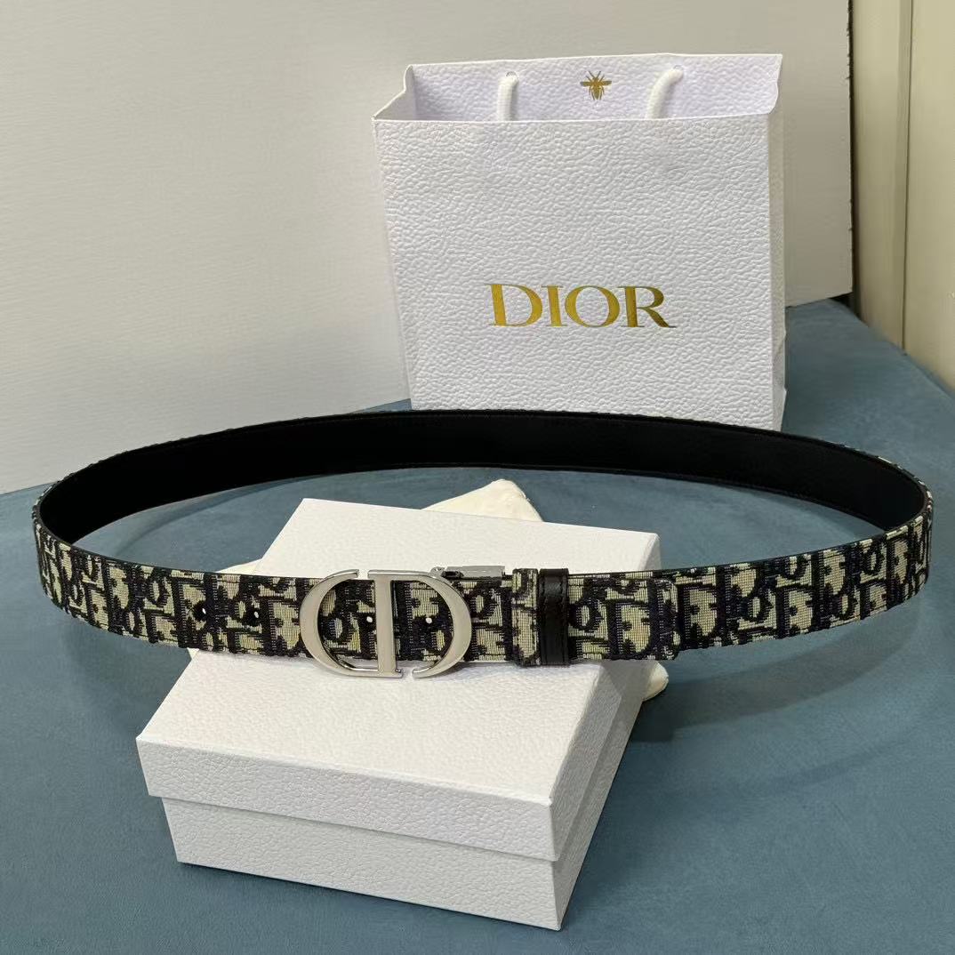 Dior 30 Montaigne Reversible belt