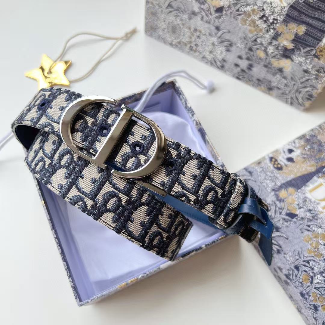 Dior 30 Montaigne Reversible belt