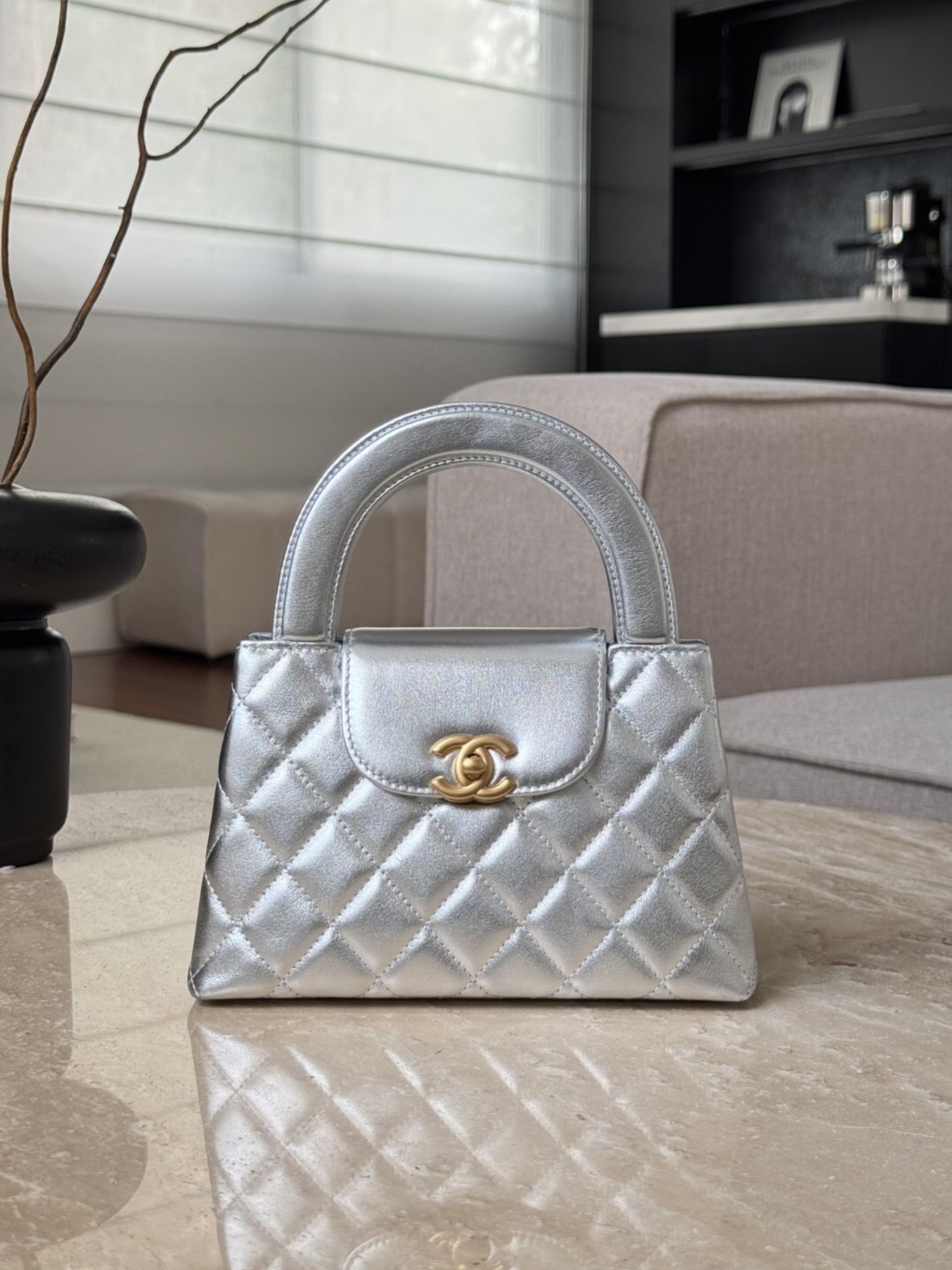 Chanel Kelly Shopping Bag in shiny aged calfskin with gold hardware