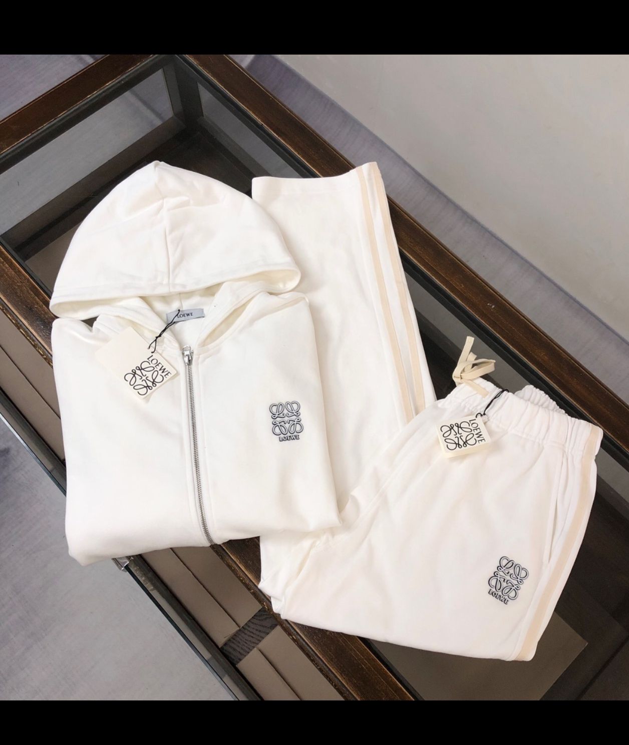 Loewe women's two-piece pajama set hoodie and pants white
