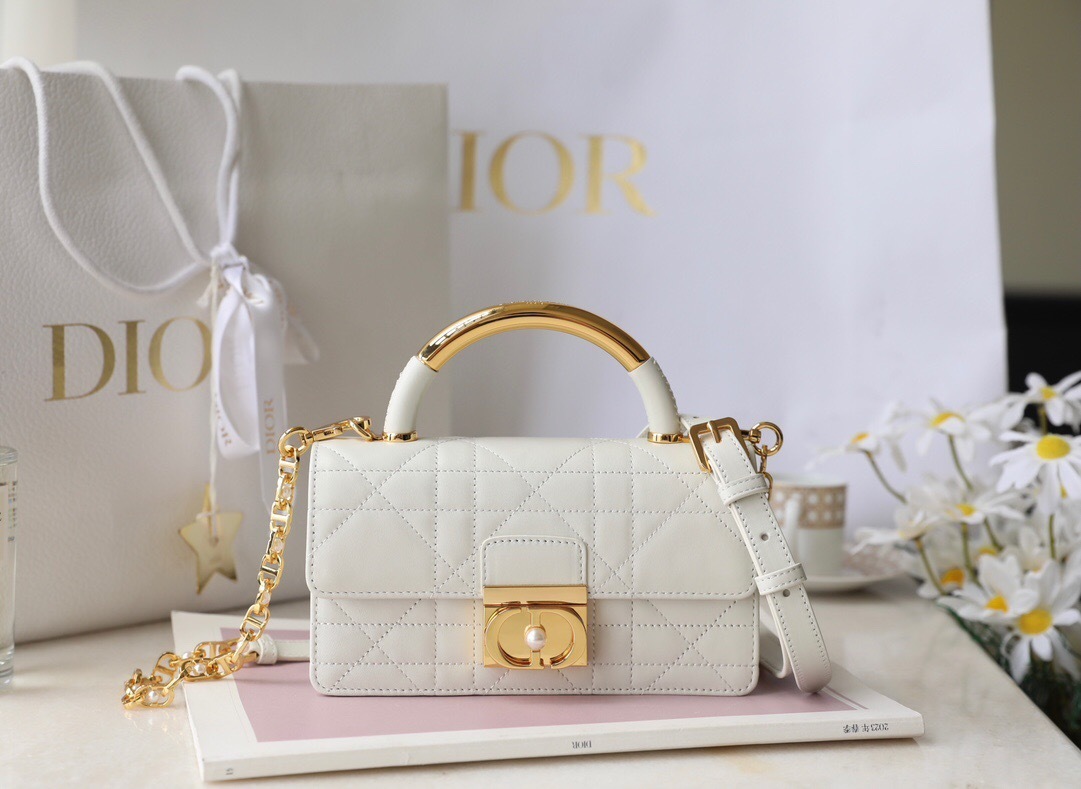 Dior Ange bag in late lambskin with top handle Macrocannage stitching