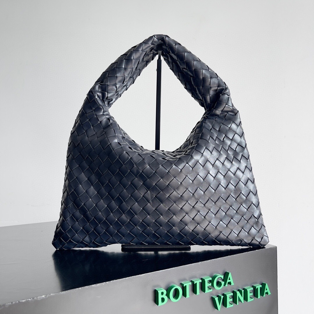 Bottega Veneta Small Hop Shoulder Bag in black Intrecciato leather