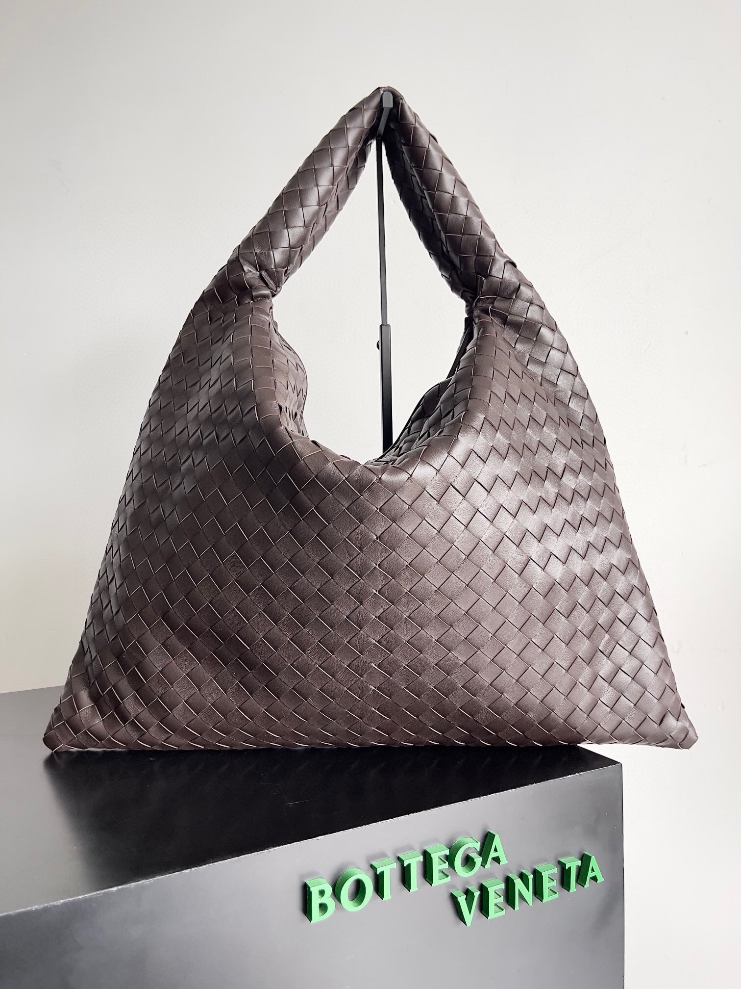 Bottega Veneta Intrecciato hobo bag in brown leather