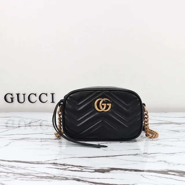 Gucci GG Marmont mini shoulder bag in black matelassé chevron leather
