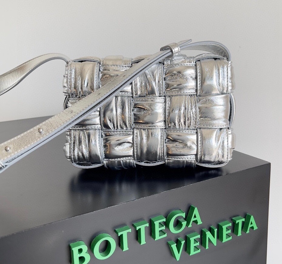 Bottega Veneta Cassette Small shoulder bag in silver-tone intrecciato leather