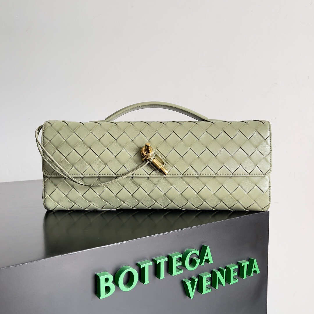 Bottega Veneta Andiamo clutch in intrecciato leather with a metallic knot closure