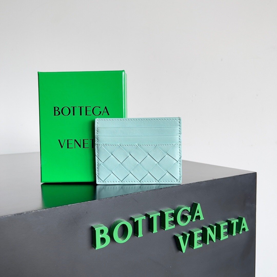 Bottega Veneta Intrecciato leather card holder in a sea green color