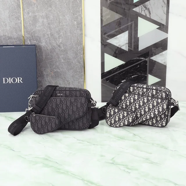 Dior Saddle Triple Pouch in black and beige Dior Oblique jacquard