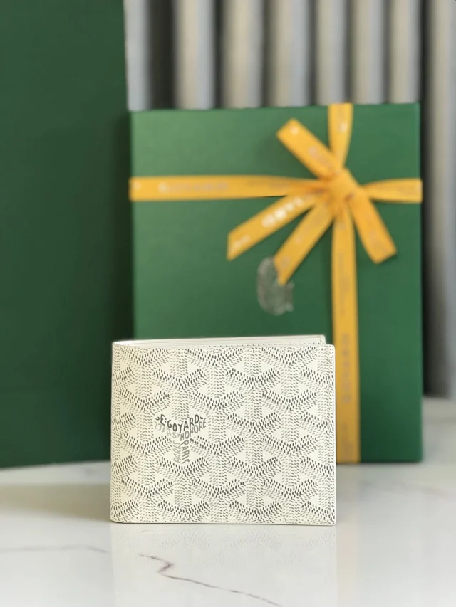 Goyard Victoire bifold wallet in white Goyardine canvas all colors