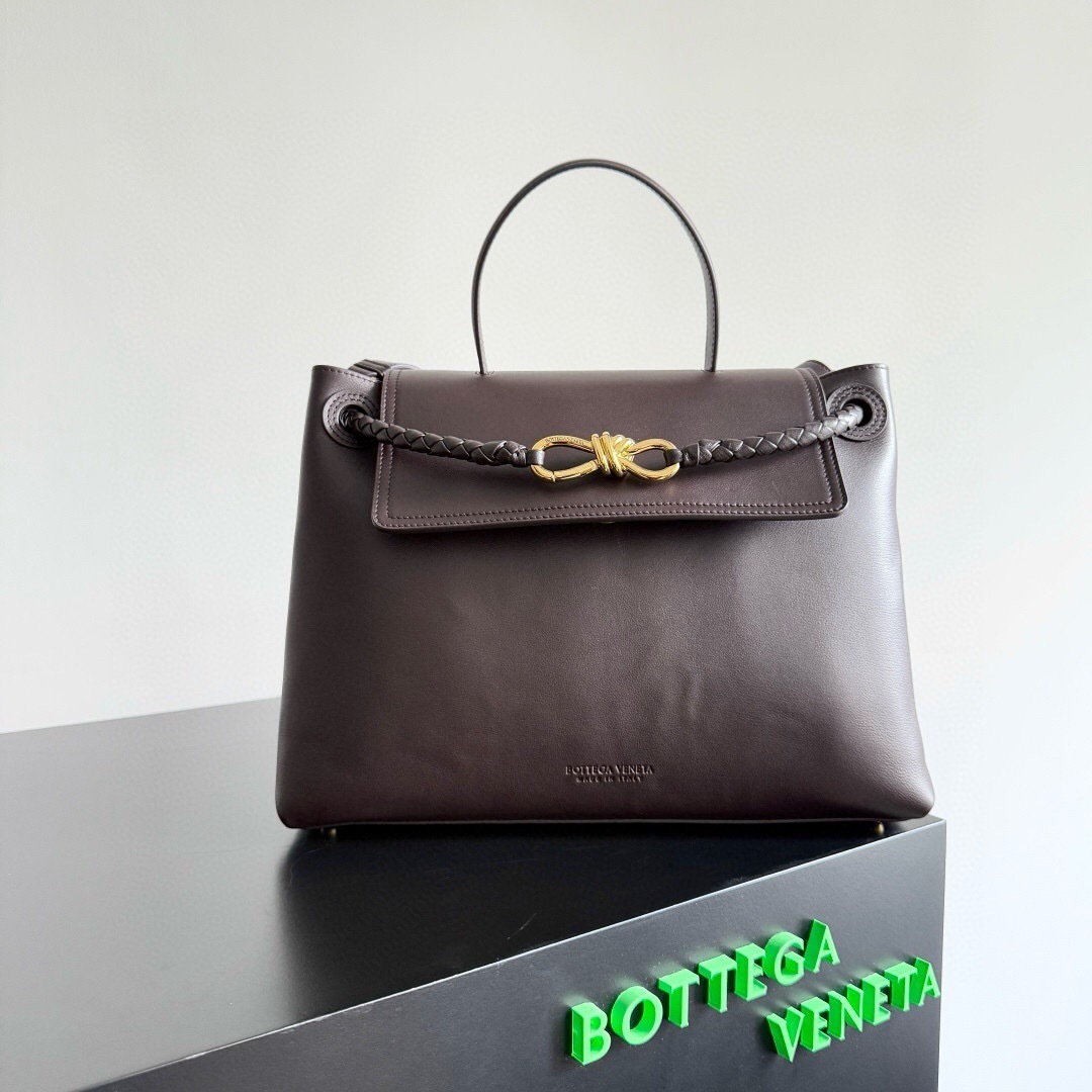 Bottega Veneta Ciao Ciao handbag in brown leather shoulder bag