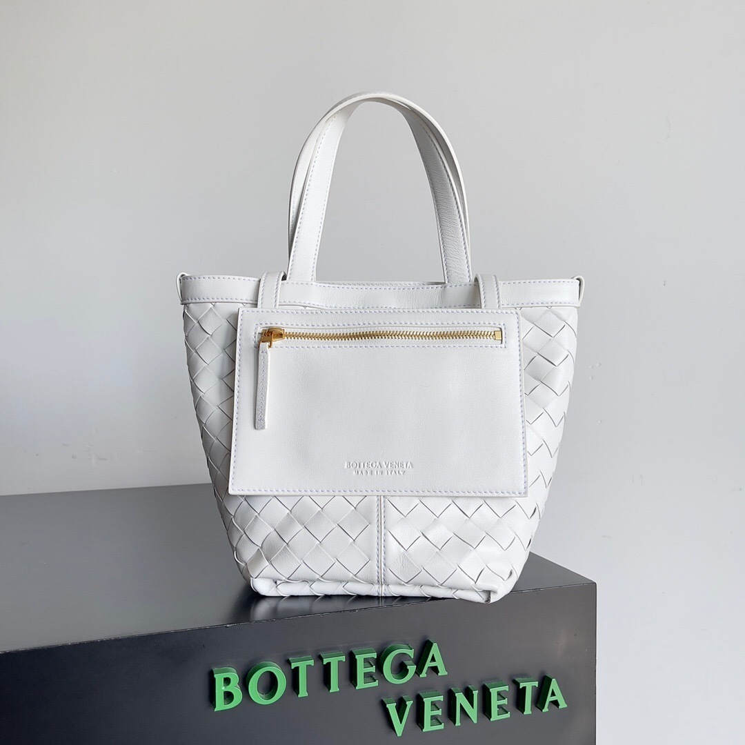 Bottega Veneta Small Flip Flap Tote Bag in chalk white intrecciato leather