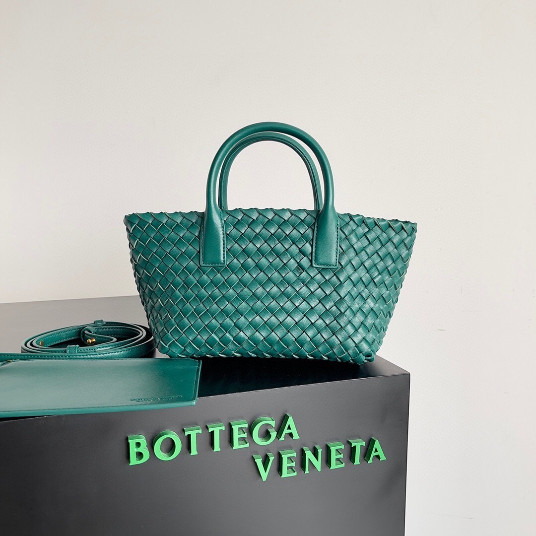 Bottega Veneta Mini Cabat basket-weave tote bag in green leather