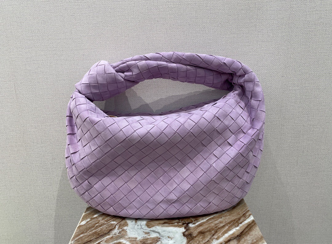 Bottega Veneta Jodie Teen hobo bag in light purple lamb leather Intrecciato weave tote