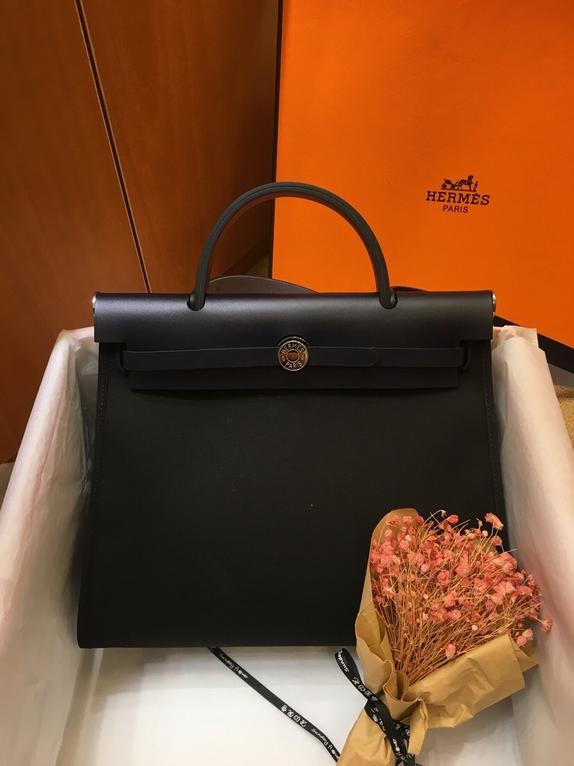 Hermes Herbag Zip 31 bag with palladium hardware black top handle