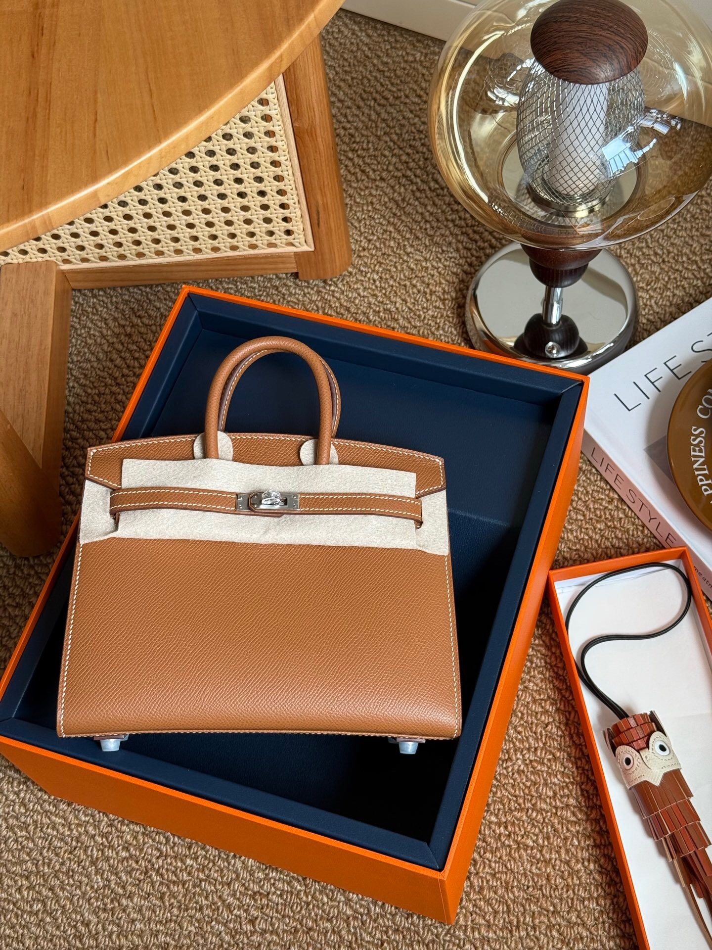 Hermes Birkin 25 Sellier handbag in Gold Epsom leather with palladium hardware