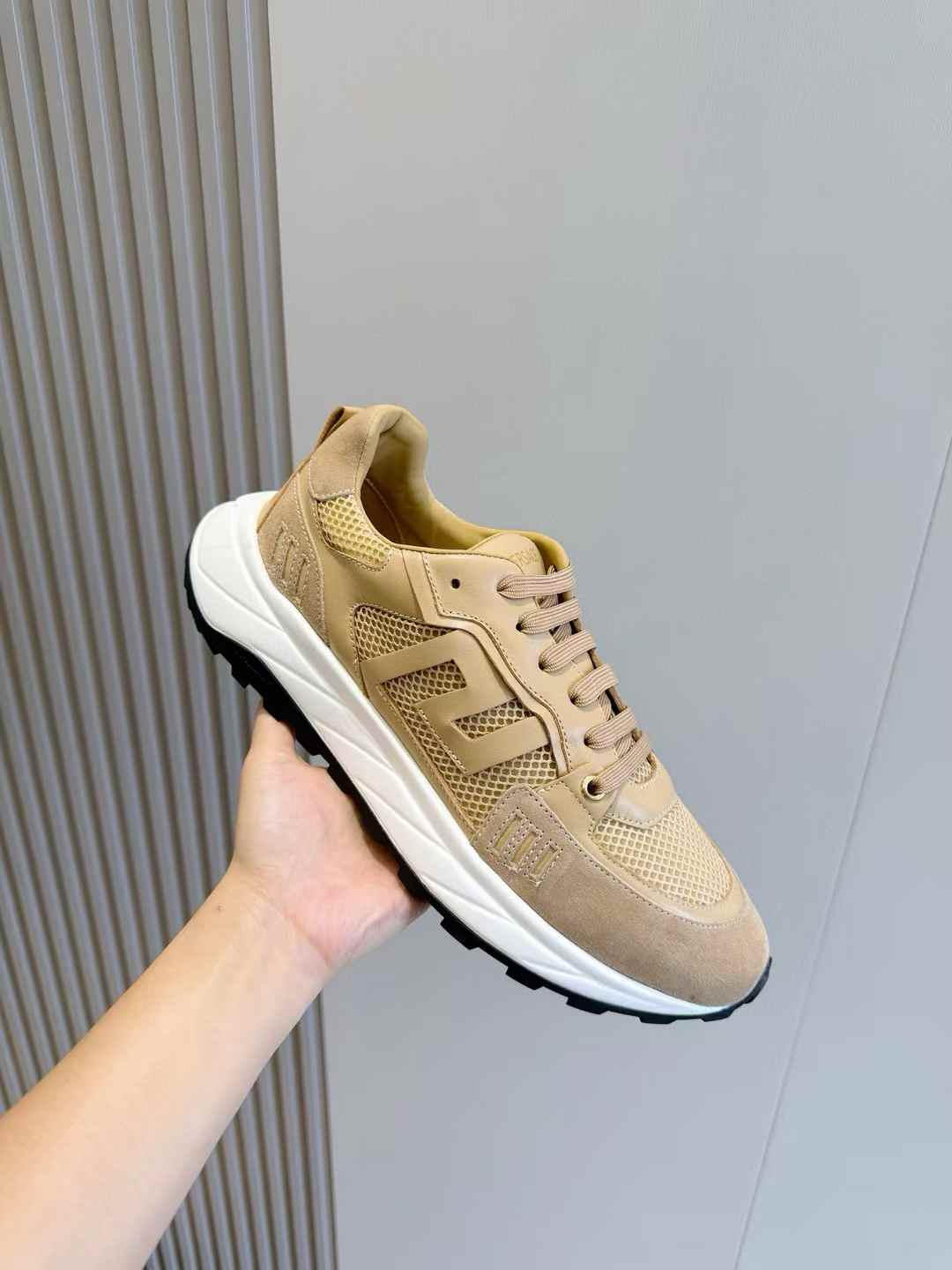 versace Hogan Hyperlight sneakers in brown calf suede