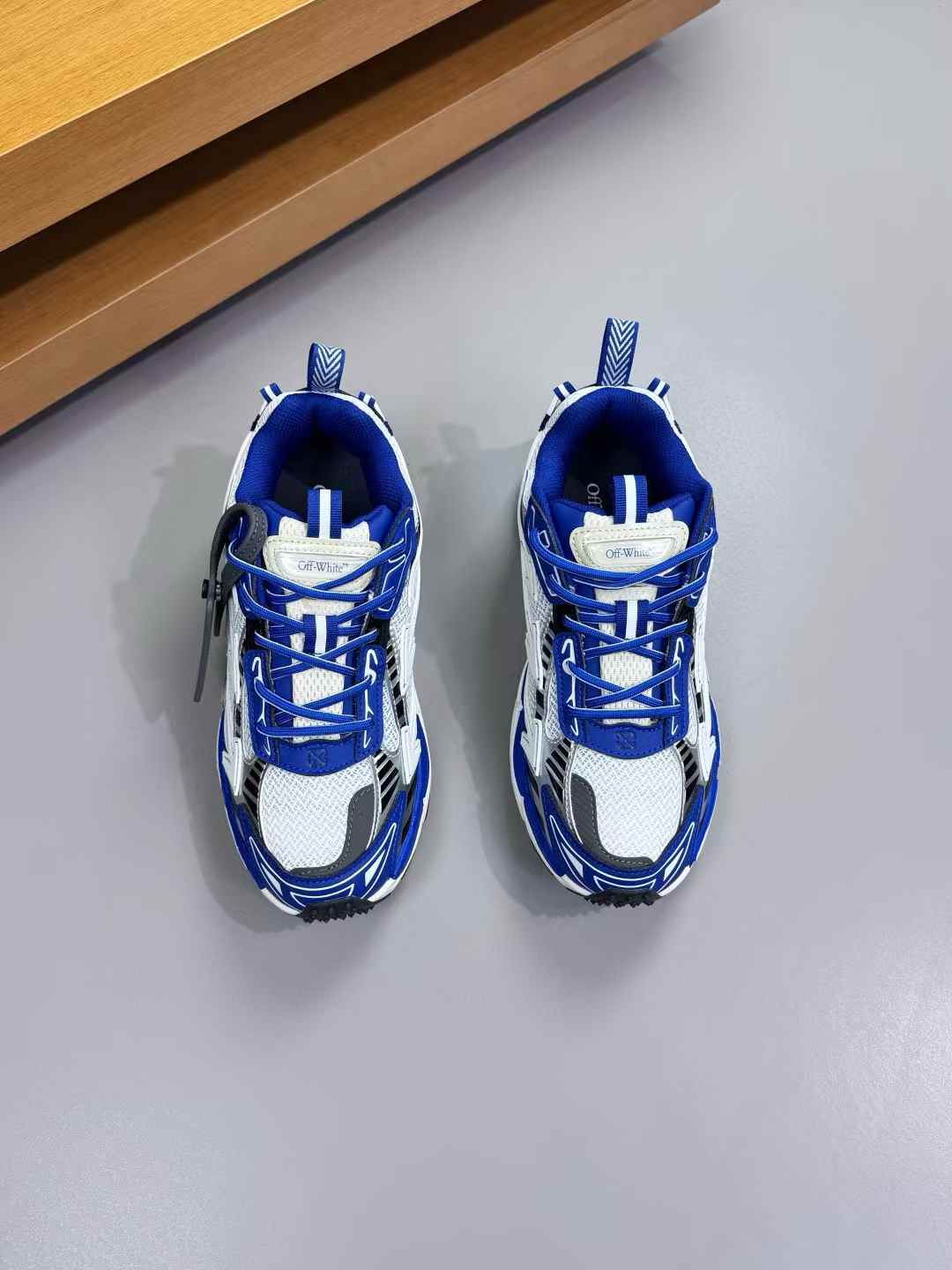 off White Be Right Back sneakers in a white and blue colorway