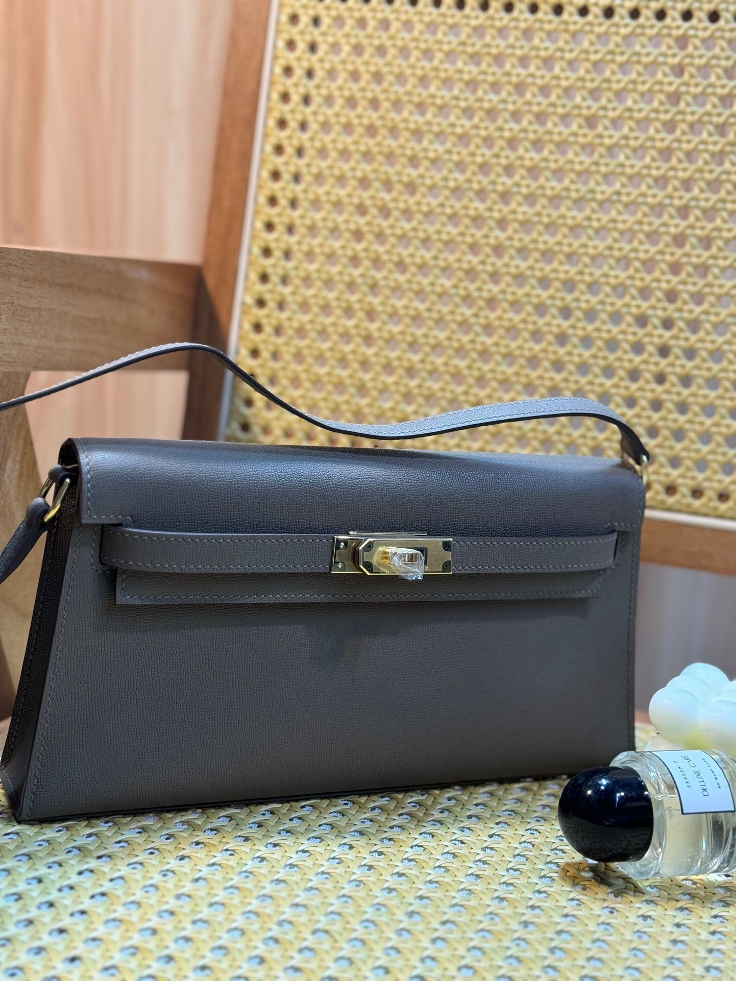 Hermes Kelly Classique To Go wallet in Etoupe Epsom leather with gold hardware