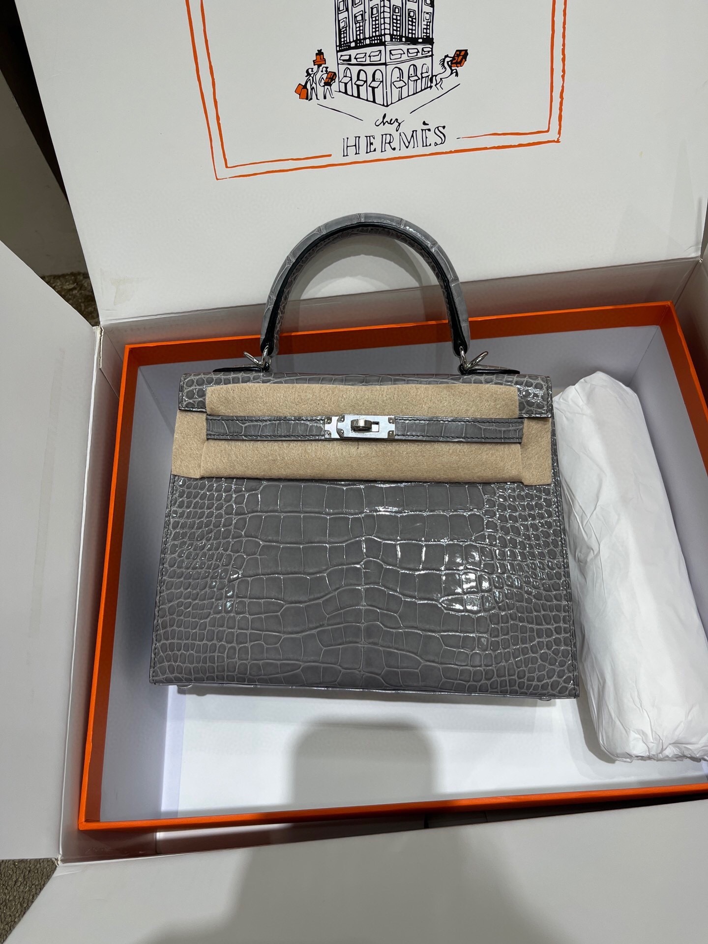 Hermes Kelly 25 Gris Ciment Crocodile bag