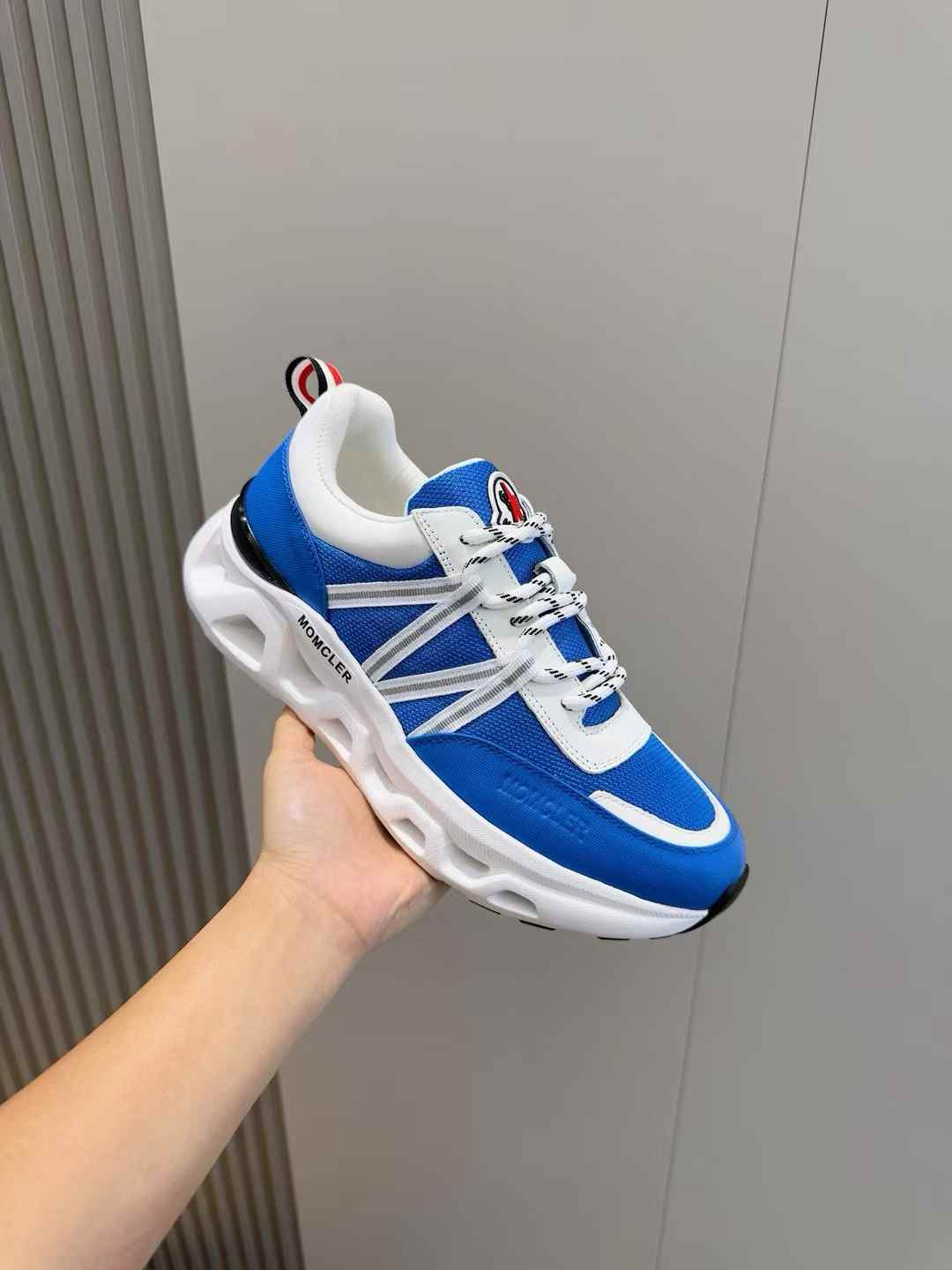 Moncler Trailgrip GTX sneakers in blue