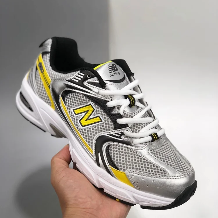 New Balance 530 sneakers