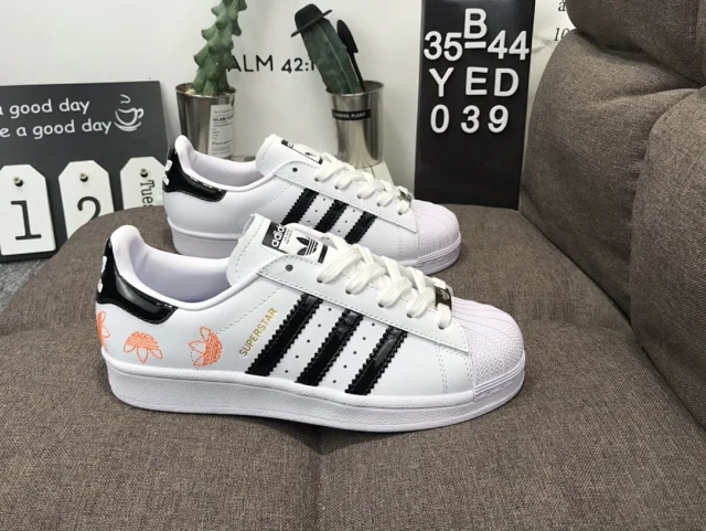 Addidas Superstar shoes
