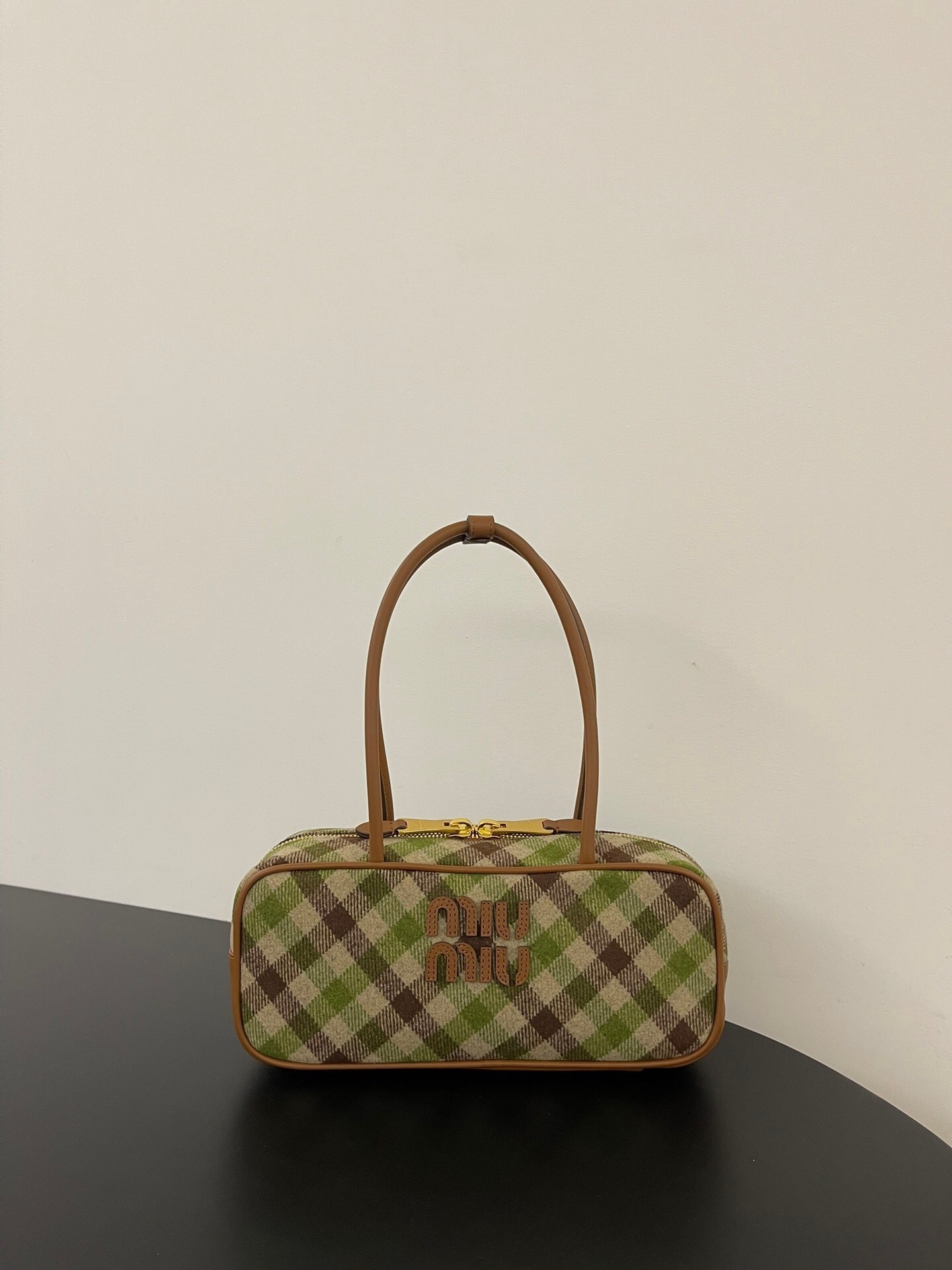 Miu Miu Beau calfskin leather bag with a two-tone motif