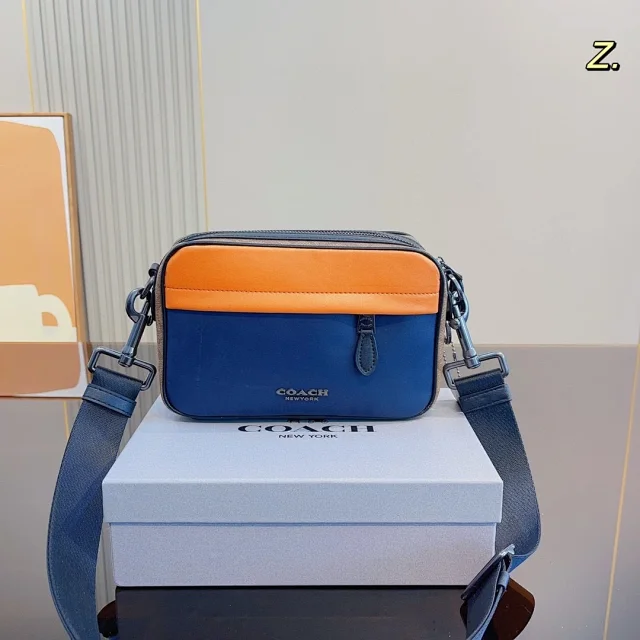 Coach Graham Crossbody bag made of signature coated canvas and smooth calf leather