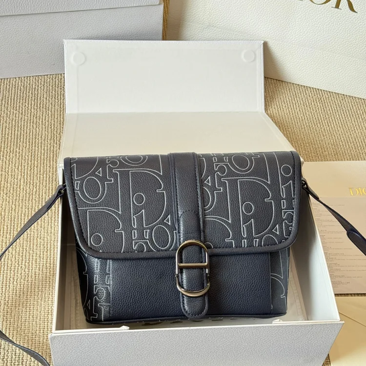 Dior Daily Messenger Bag with a flap in navy blue Dior Gravity Outline Leather