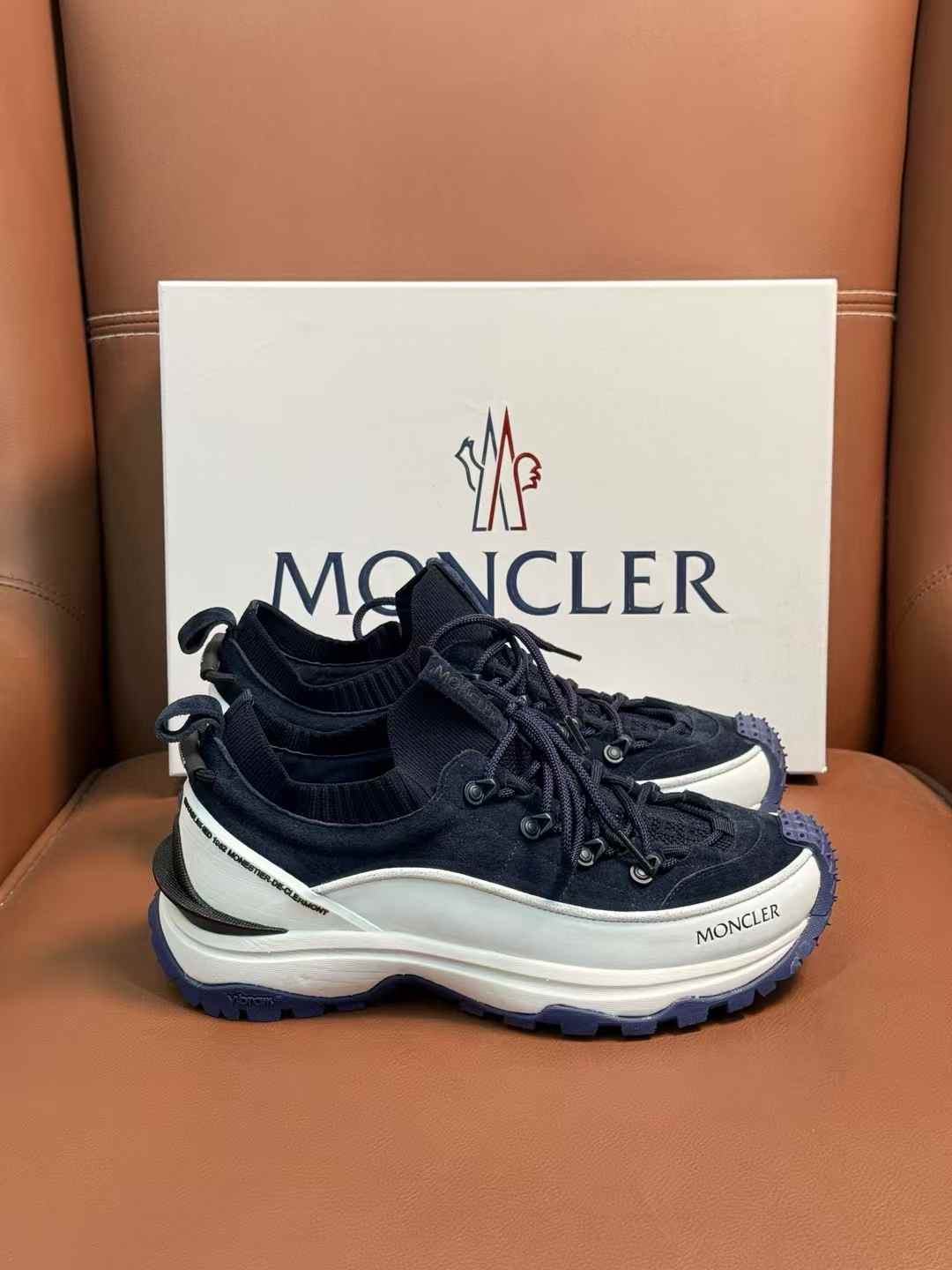 Moncler Trailgrip Lite 2 sneaker in blue featuring an EVA midsole and a Vibram MEGAGRIP outsole