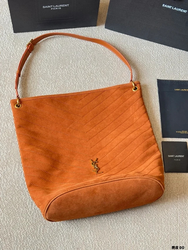 Saint Laurent Niki YSL Bucket Bag in quilted suede