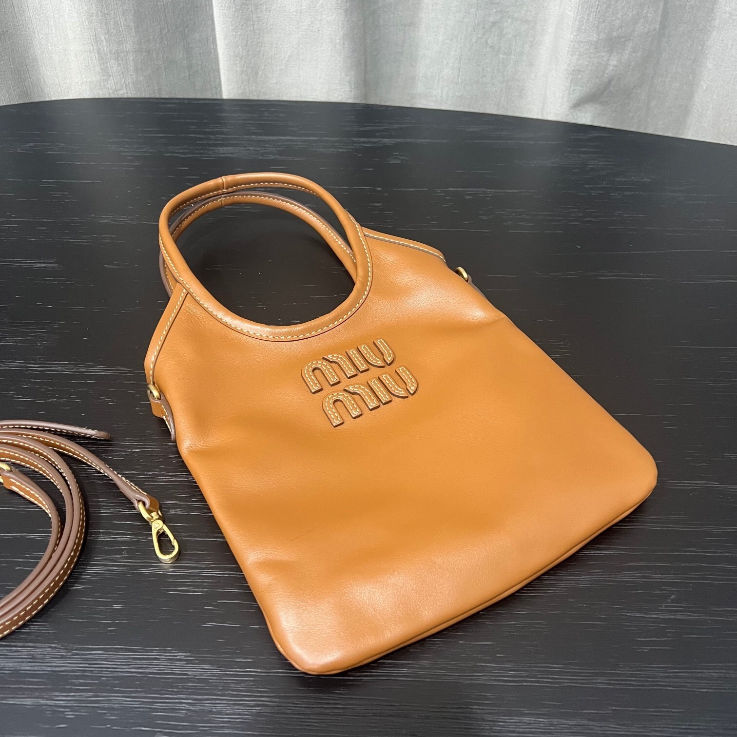 Miu Miu Ivy leather bag in cognac brown