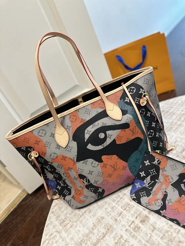 LV x Takashi Murakami neverfull bag
