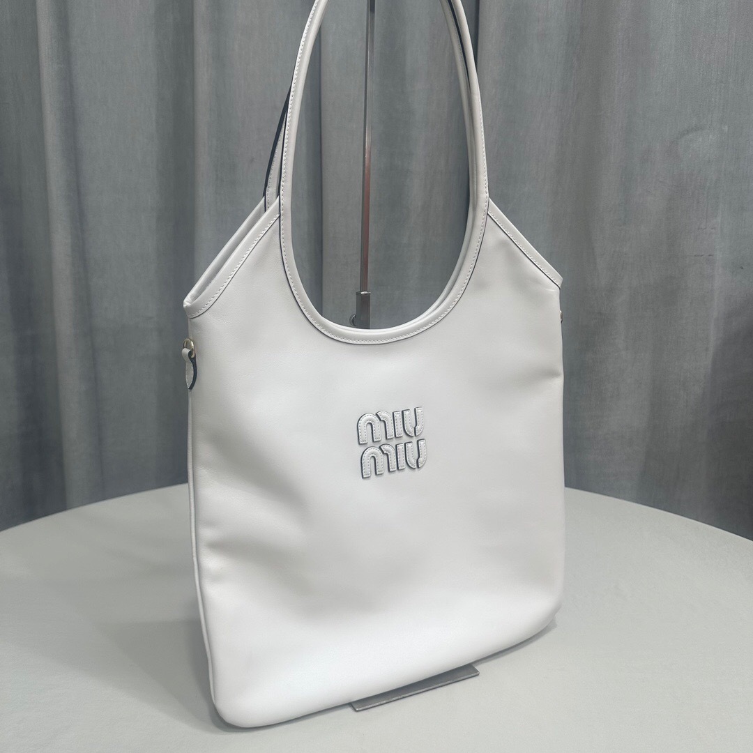 Miu Miu Ivy leather tote bag